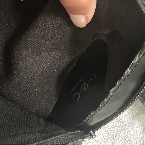 BOC mid calf black boots. Women size 7 1/2. - Picture 5 of 7